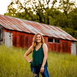 Meet your Posher, Chezney